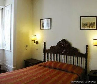 多姆桑丘一世酒店 酒店