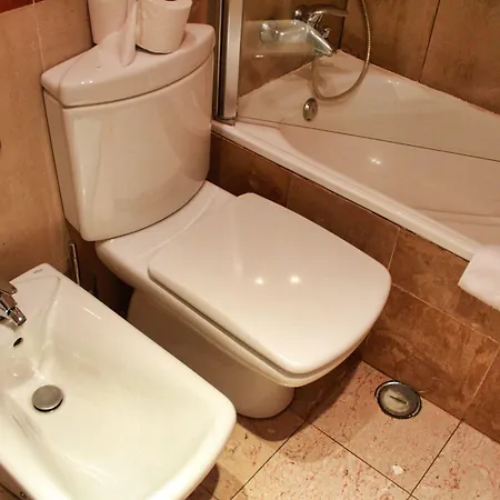 多姆桑丘一世酒店 2* Lisboa