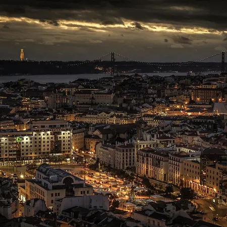 多姆桑丘一世酒店 2*