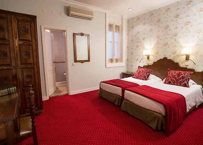 فندق Dom Sancho I 2*